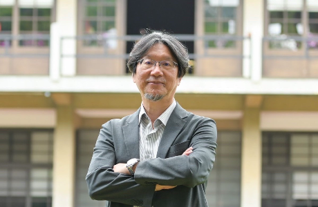 本校榮譽講座教授兼副校長張嘉修 「生物學與生物化學」領域全台第一